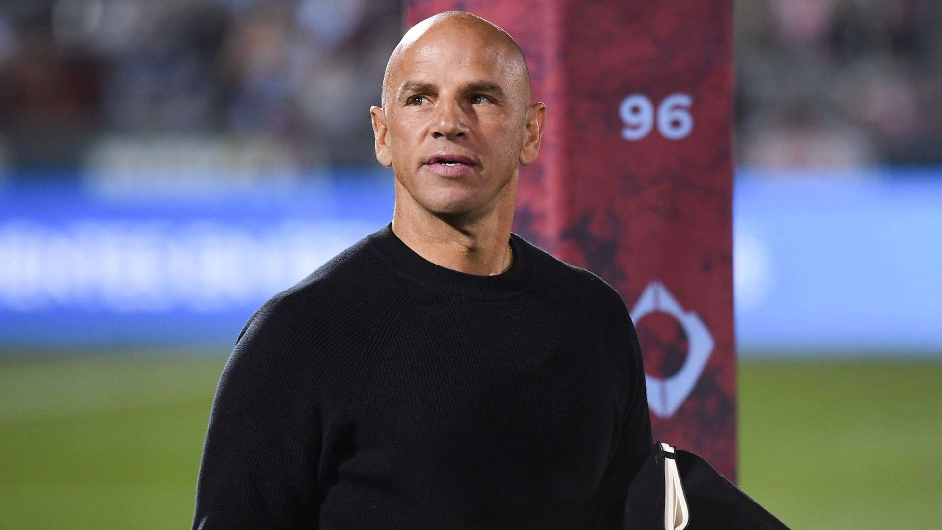 于压迫防守 于压迫防守